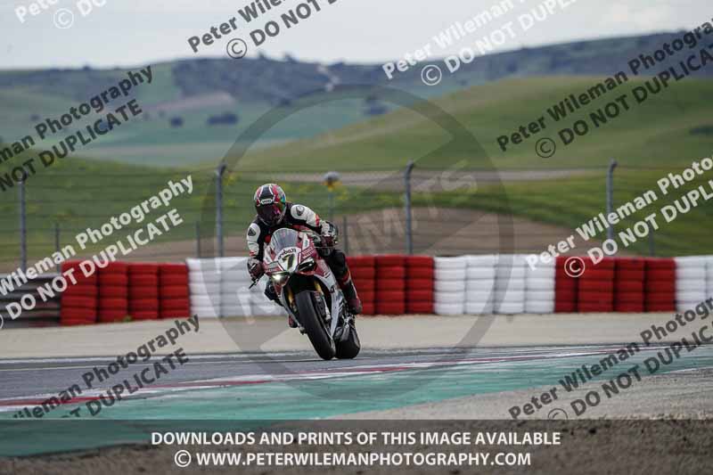 cadwell no limits trackday;cadwell park;cadwell park photographs;cadwell trackday photographs;enduro digital images;event digital images;eventdigitalimages;navarra;no limits trackdays;peter wileman photography;racing digital images;trackday digital images;trackday photos